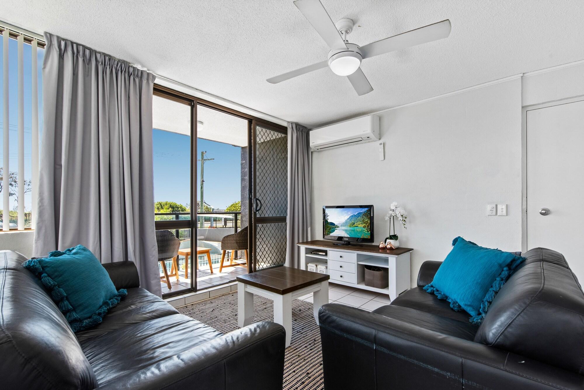Mylos Holiday Apartments Alexandra Headland Exterior photo