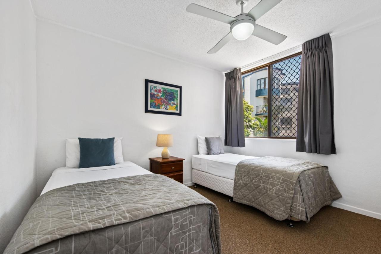 Mylos Holiday Apartments Alexandra Headland Exterior photo