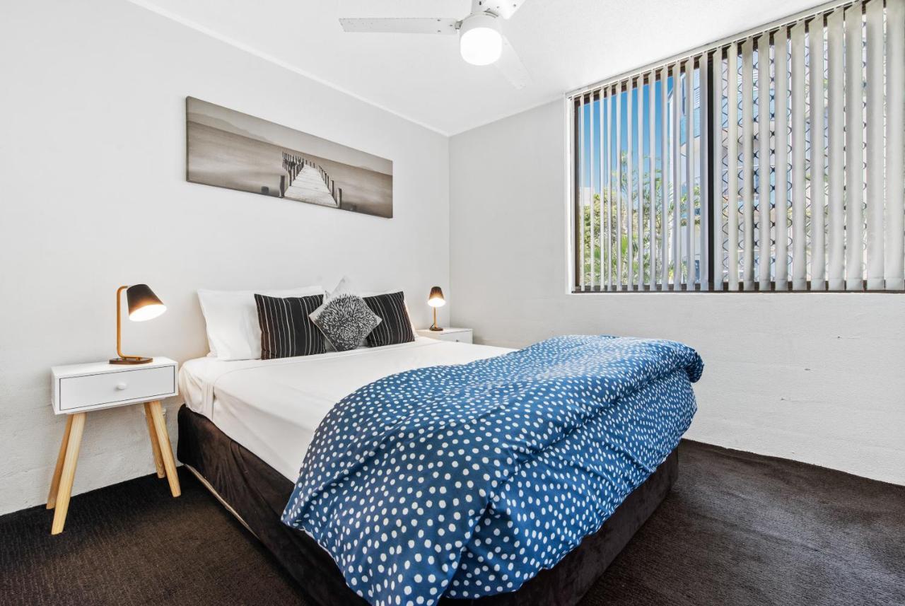 Mylos Holiday Apartments Alexandra Headland Exterior photo
